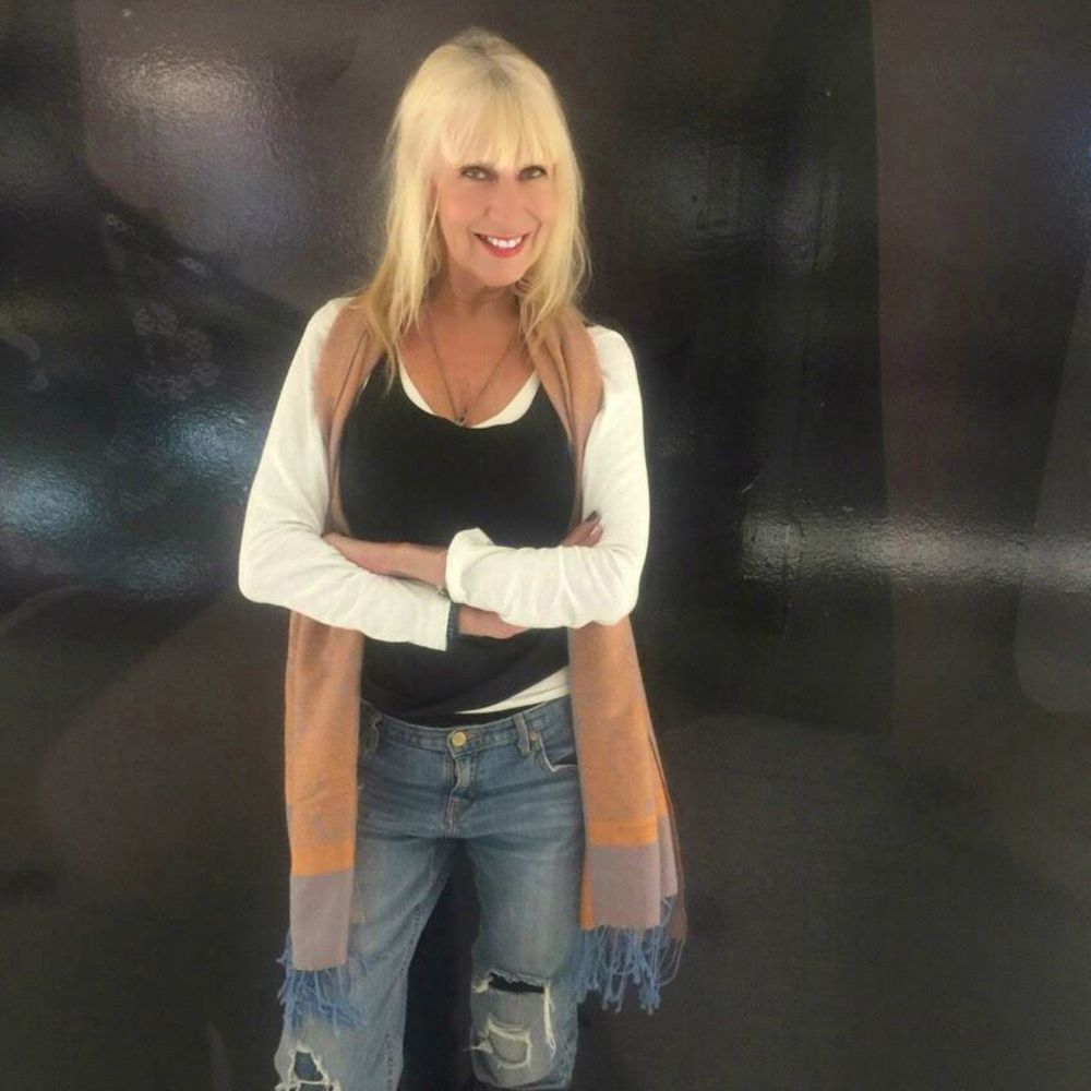 Meet your Posher, Maryl